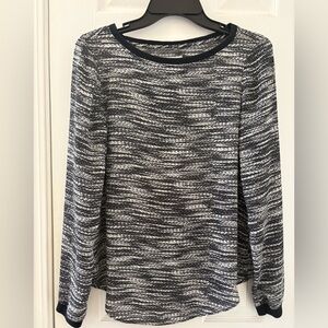 Lou & Grey Black and White Patterned Top ✅3/$15